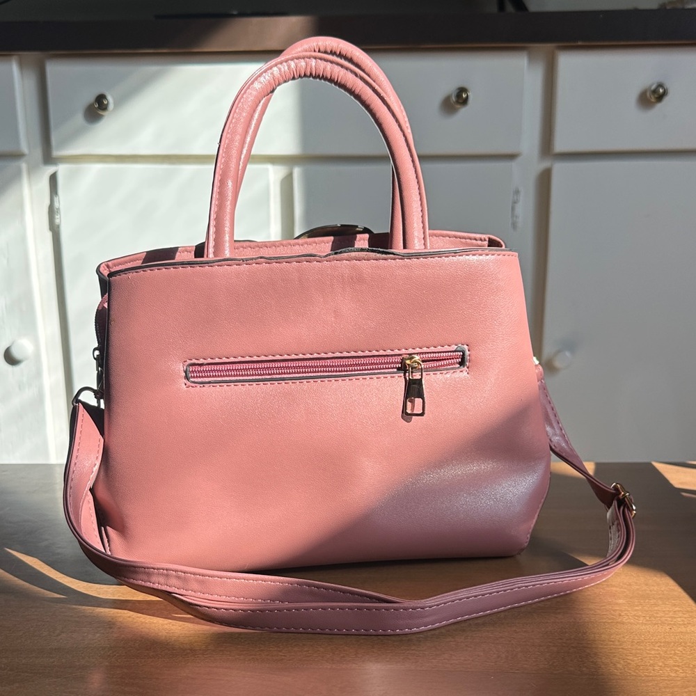 Chic Floral Shoulder Bag in Rose Pink - Picture 2 of 5